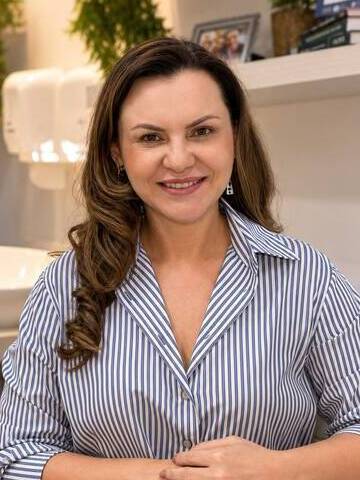 Dra. Cristiane Carvalho